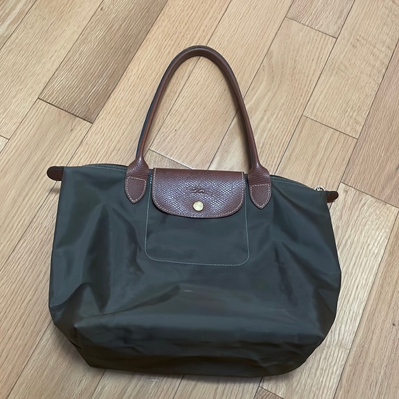 Longchamp Bags Longchamp Medium Tote In Olive Green Poshmark